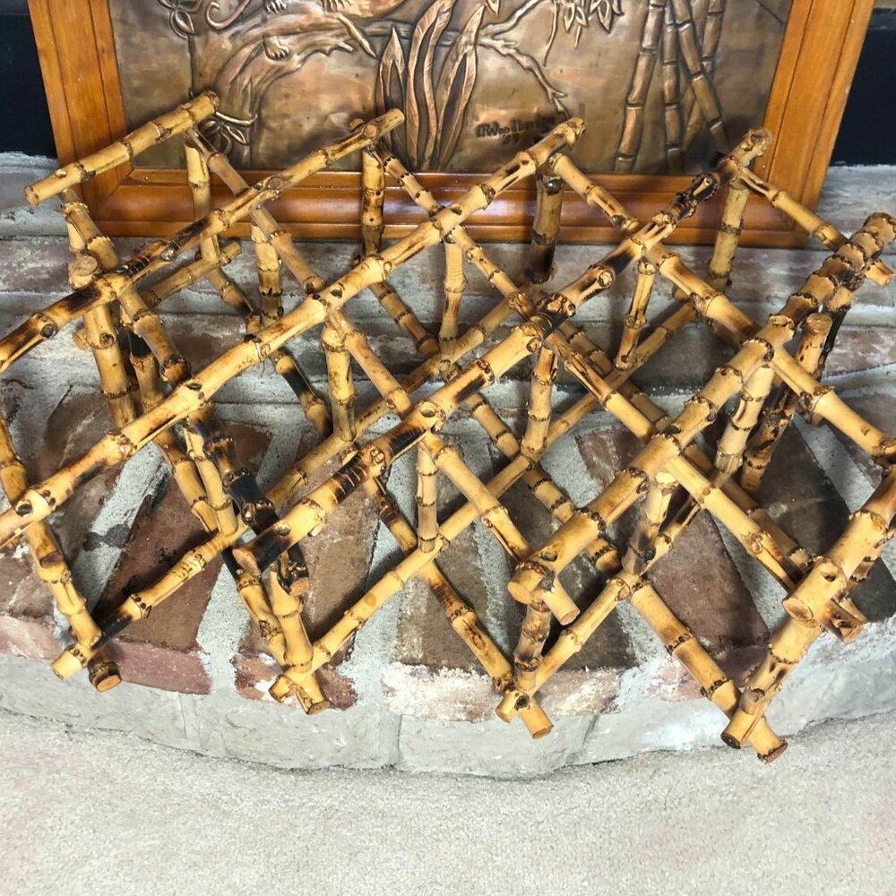 MCM burnt bamboo accordion style wine rack - Picture 9 of 10